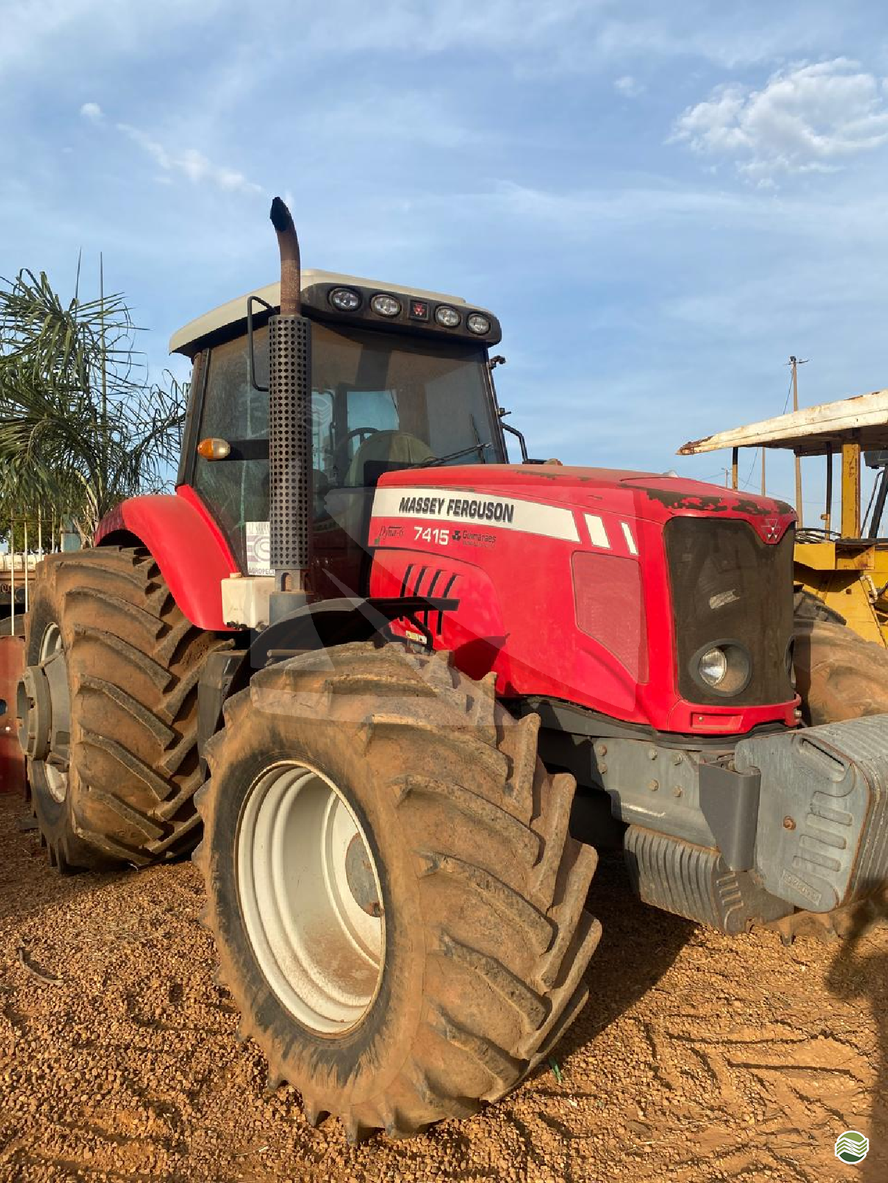 TRATOR MASSEY FERGUSON MF 7415 Tração 4x4 Tractormaq Peças e Serviços RONDONOPOLIS MATO GROSSO MT